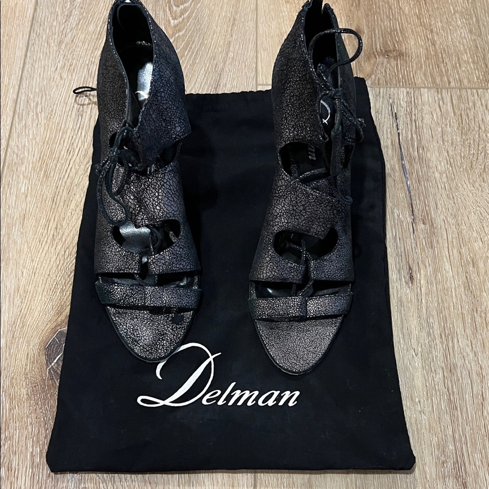 Delman Textured Black/Bronze Heels